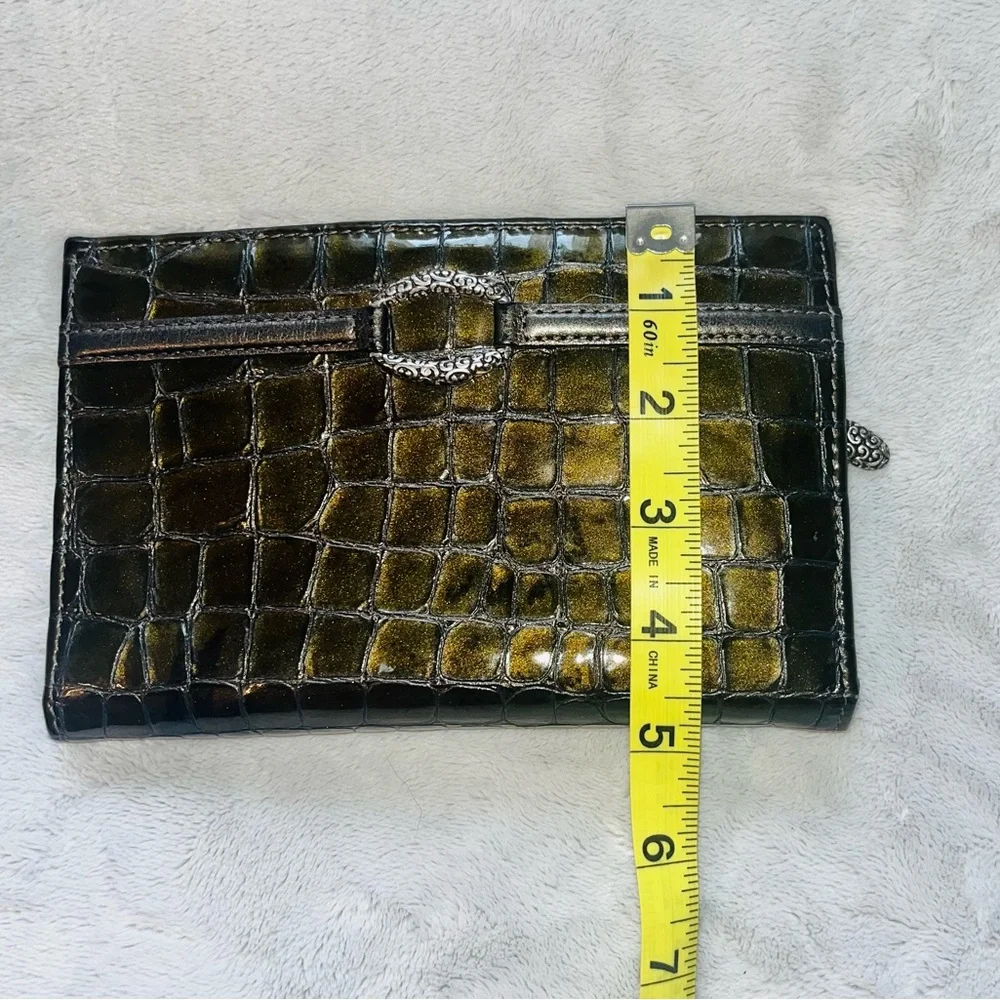 Brighton Jetson Folio Green Croc Embossed Wallet - Picture 8 of 9